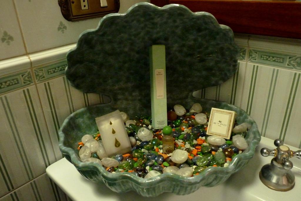 B&B ニーロ ナポリ 部屋 写真